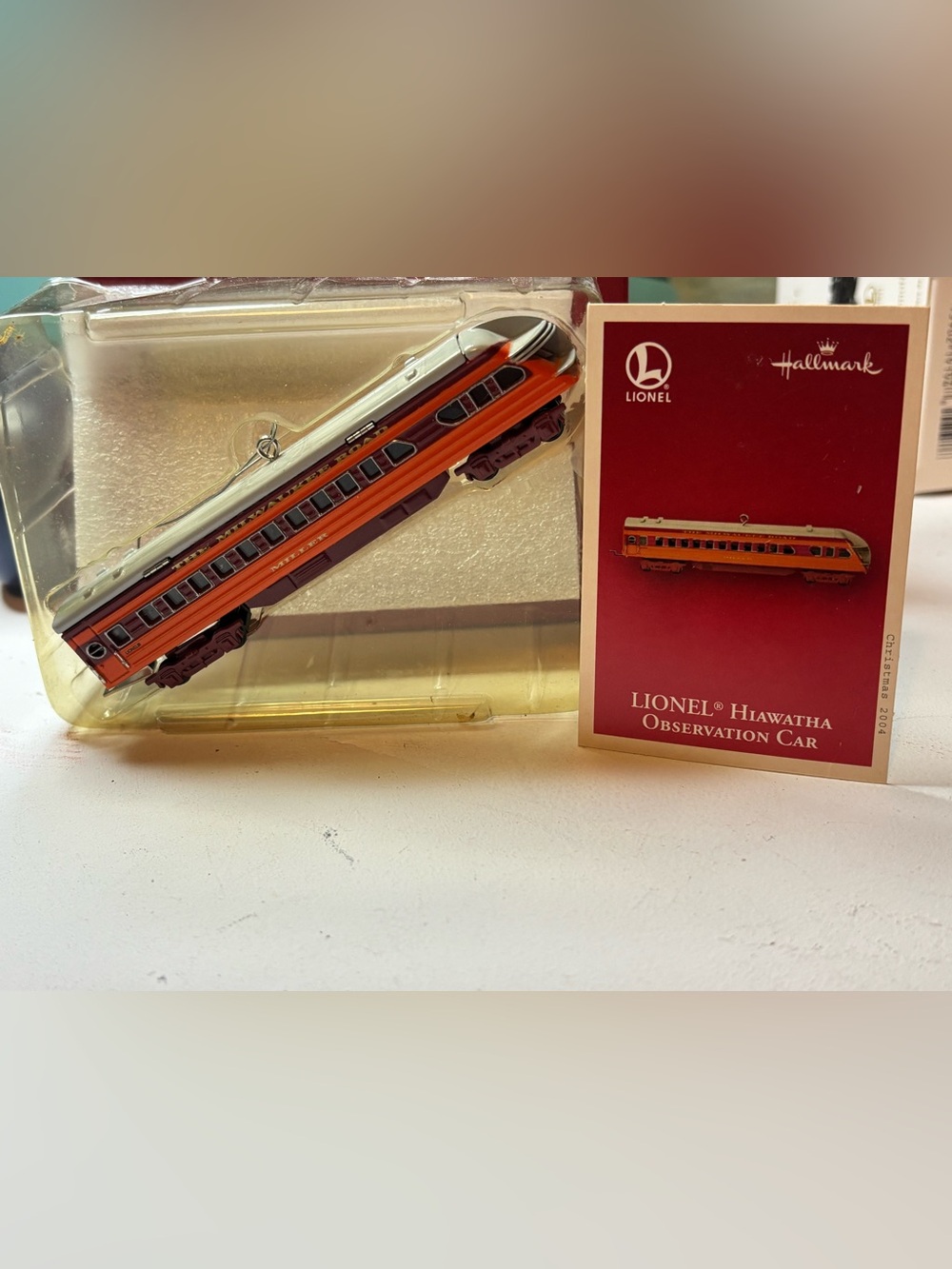 Hallmark Keepsake 2004 Lionel Hiawatha Observation Car Ornament – Die Cast
